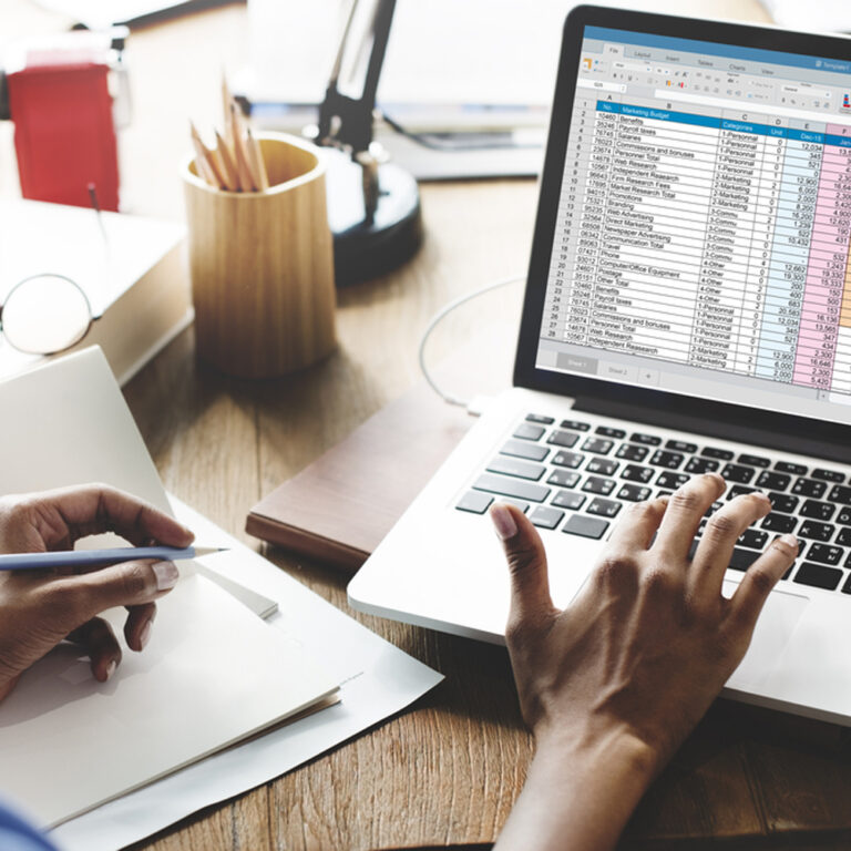 What a Full-Service Tax Accountant in Calgary Really Does